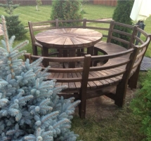 Круглая скамья