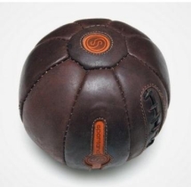 МЕДИЦИНБОЛ (Р) кожаный диаметр 22 и 27 см