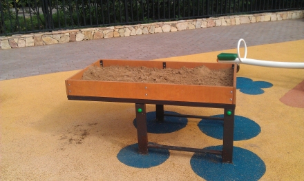 Песочница для детей в инвалидных колясках, фото 2