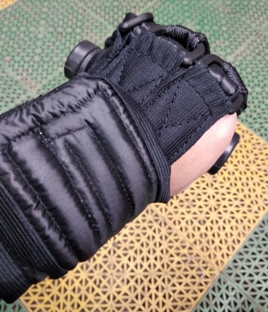 Перчатки для фиксации кисти на рукояти тренажеров, фото 3