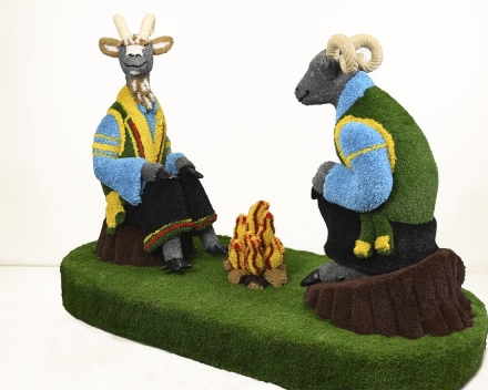 Топиари композиция козел и баран у костра - газон Eco, фото 3