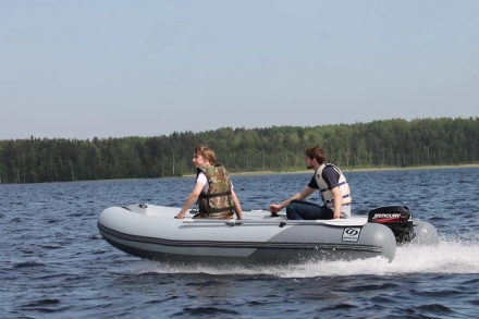 Моторная лодка ПВХ Фрегат 390 C киль, усиленный пайол, фото 7