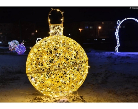 Светящаяся фигура Ёлочная игрушка на раме (диаметр 1,5 м), фото 3