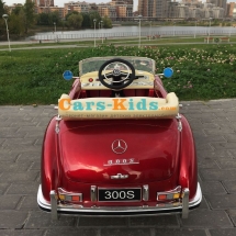 Электромобиль Mercedes-Benz 300S Retro красный