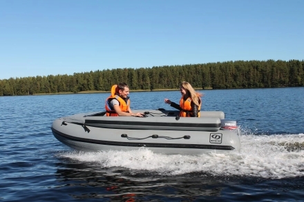 Моторная лодка ПВХ Фрегат 390 F с фальшбортом Серый, фото 9