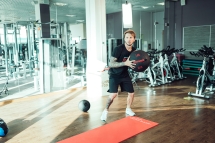 Тренировочный мяч Wall Ball Deluxe 4 кг Тренировочный мяч Wall Ball Deluxe 4 кг