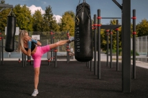 Стойка боксерская (с 1 мешком)